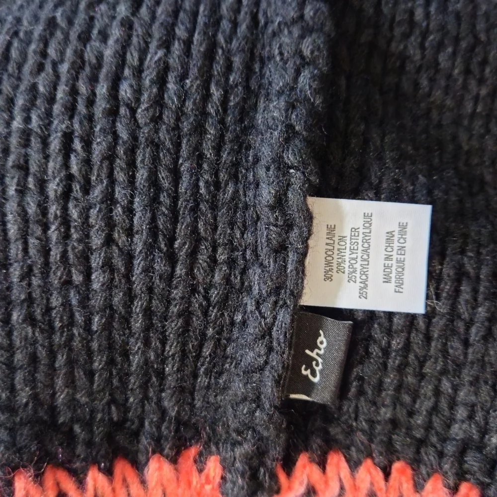 NWT Aries Black Knit Beanie with Pom Pom